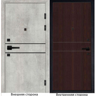 Входная дверь Гладкая M1 цвет бетон серый с черным молдингом Внутренняя сторона Q32 венге